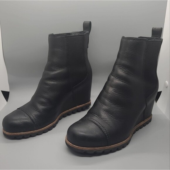 UGG Pax Stout Wedge Black Leather Pull-On Ankle Boots Womens Size 6 - Picture 1 of 10